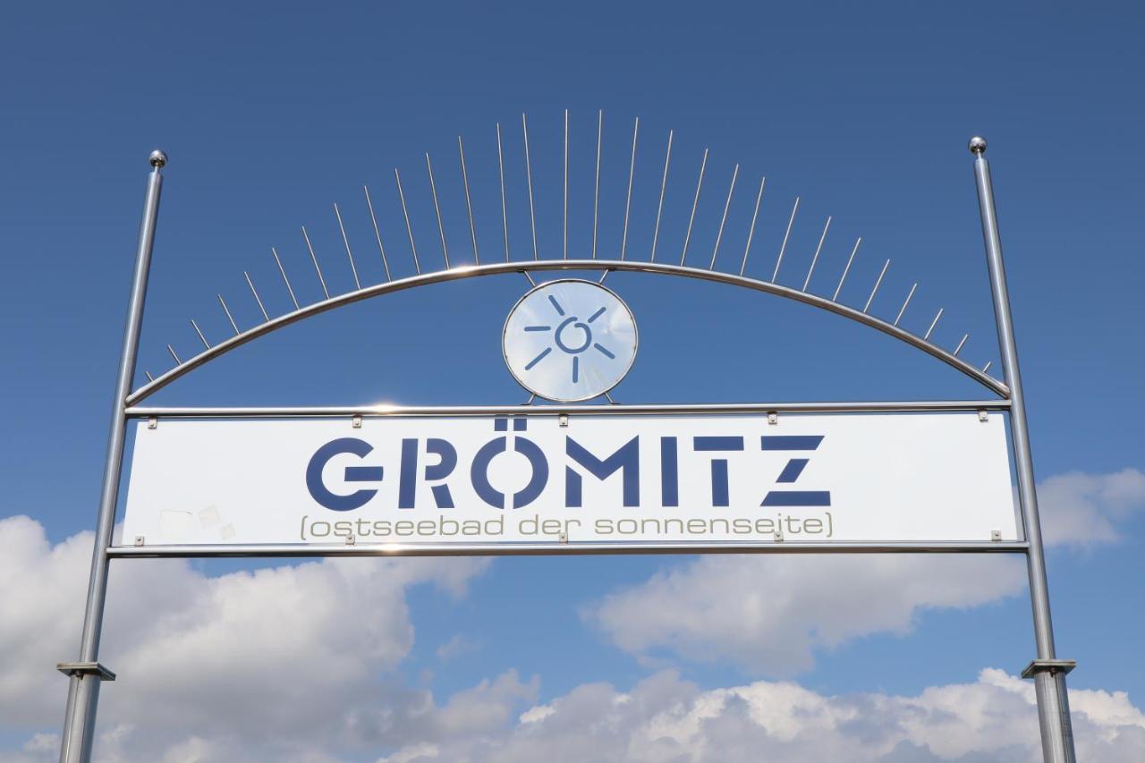 Ferienwohnungen Im Haus Strandburg Grömitz Exterior foto